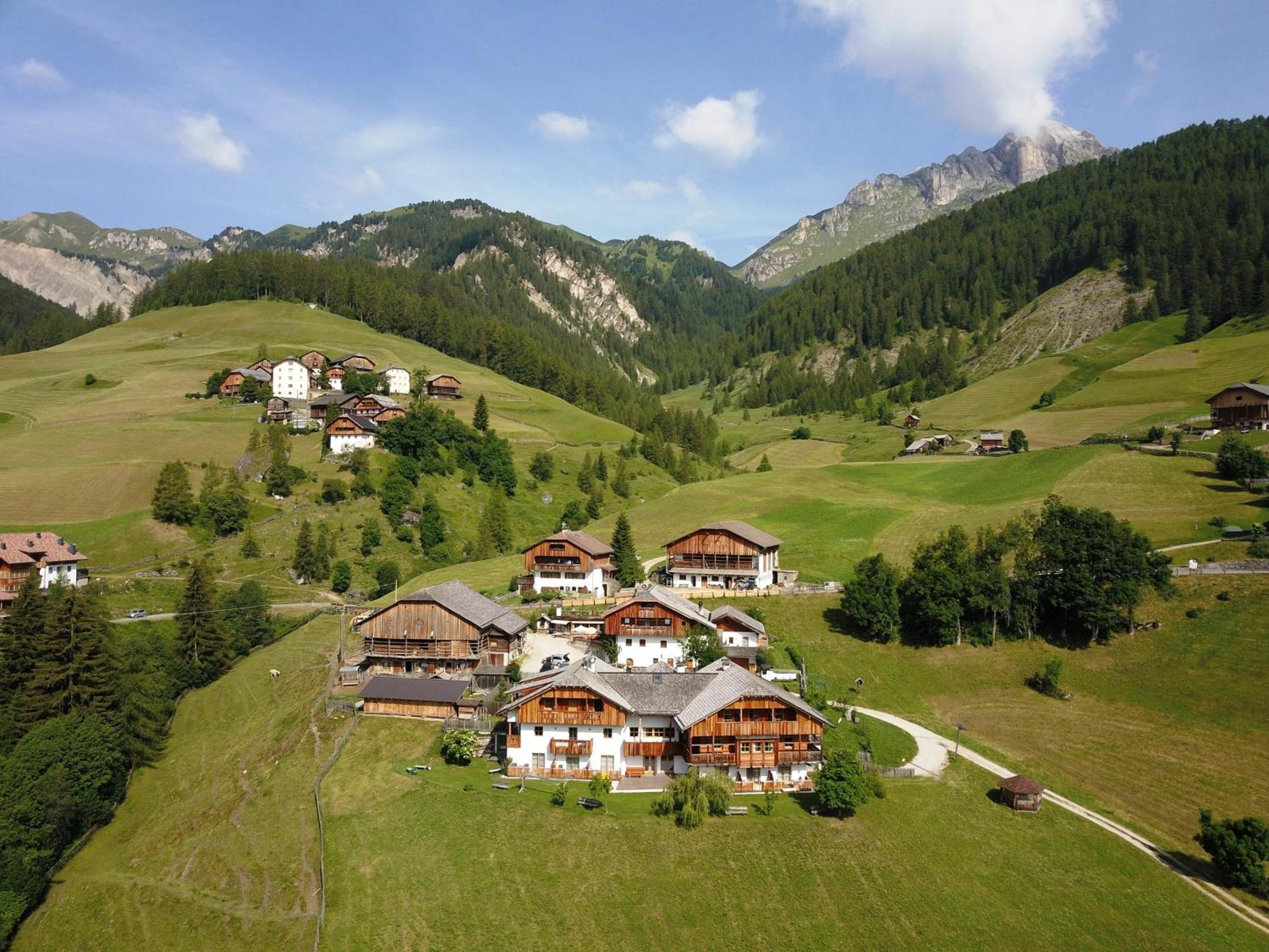 Agriturismo Luech De Vanc San Martino in Badia Kültér fotó
